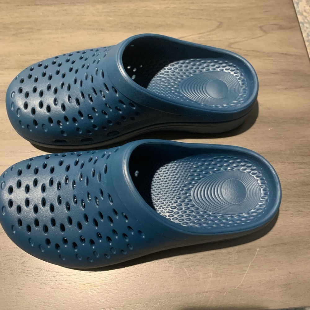 REVITALIGN PWR Bridge Clogs..